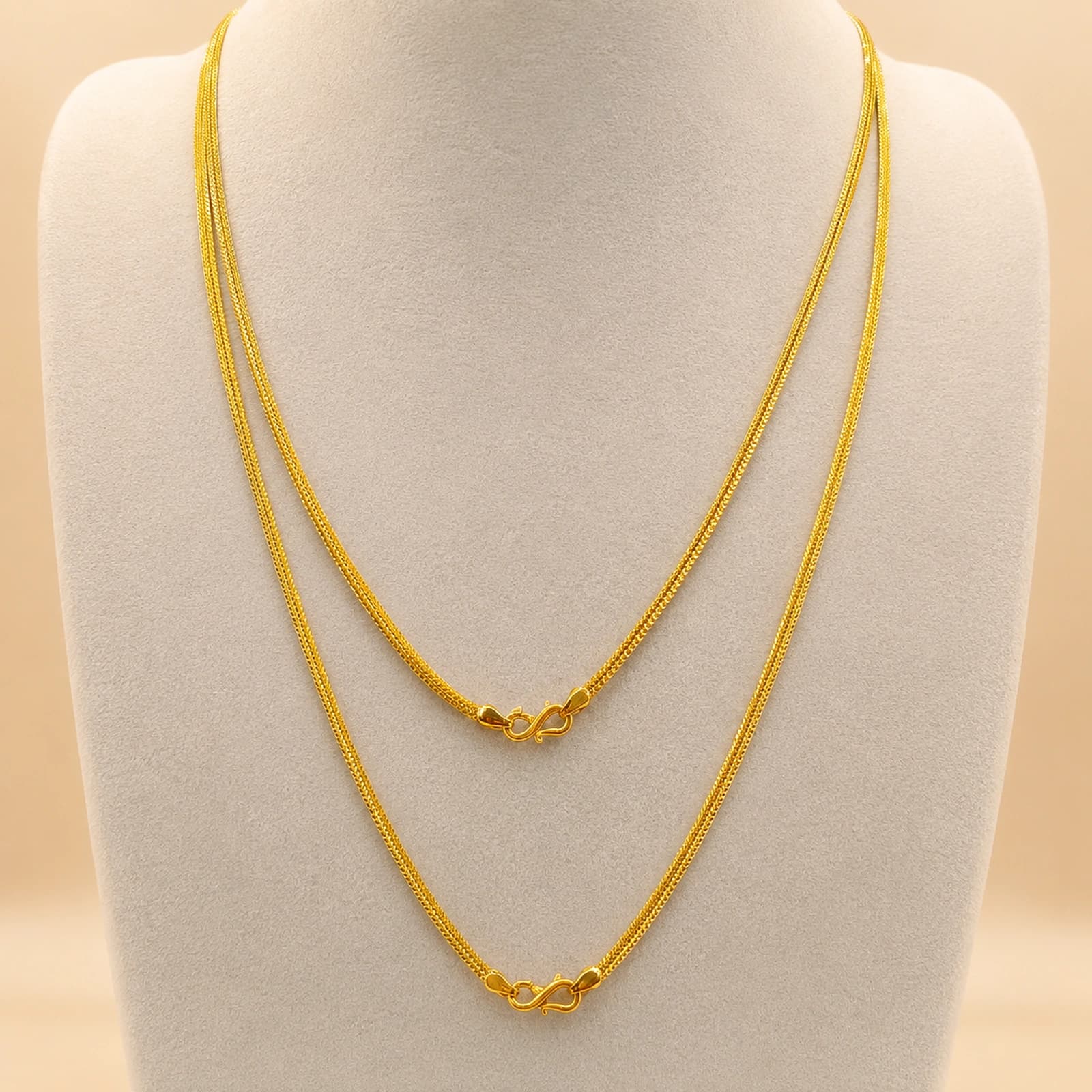 Nithya Lite Layering Necklace